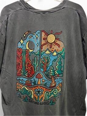 Nature Backs grey graphic t-shirt